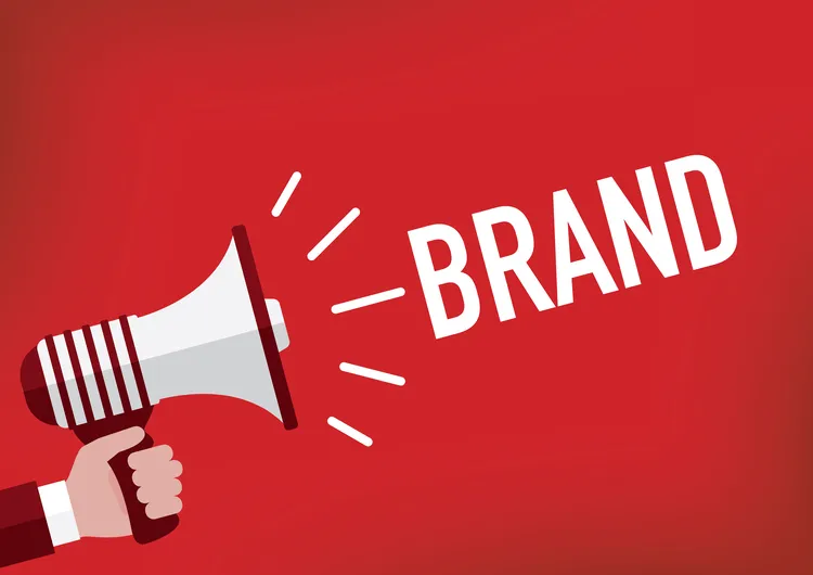 Việc định hình giọng nói thương hiệu và dùng văn phong đồng nhất sẽ giúp khách hàng nhận ra cá tính, bản sắc của doanh nghiệp giữa nhiều bên khác. Việc định hình giọng nói thương hiệu và dùng văn phong đồng nhất sẽ giúp khách hàng nhận ra cá tính, bản sắc của doanh nghiệp giữa nhiều bên khác.